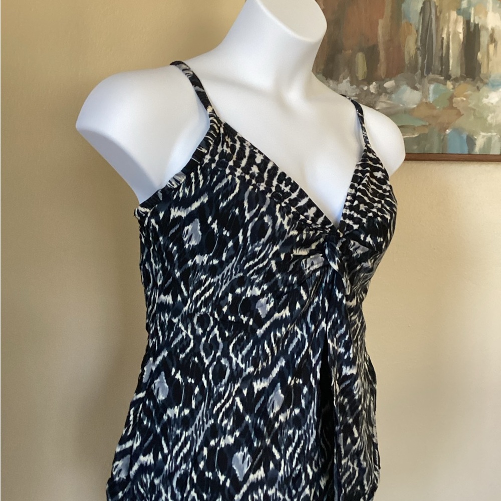 Miraclesuit Love Knot Tankini Top with Layered Front Faux Flyaway. 14DD - Picture 2 of 12